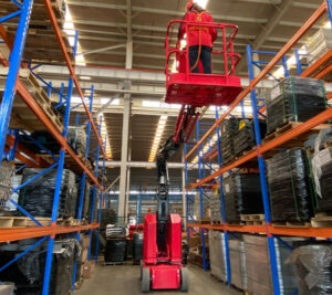 Hệ thống thủy lực xe nâng người 