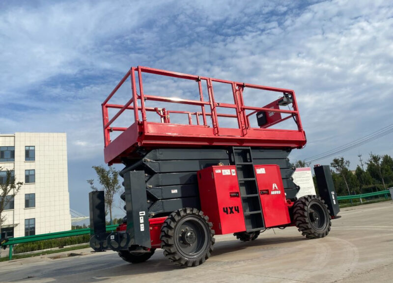 Manlift- địa chỉ cung cấp thang nâng người tự hành giá tốt 