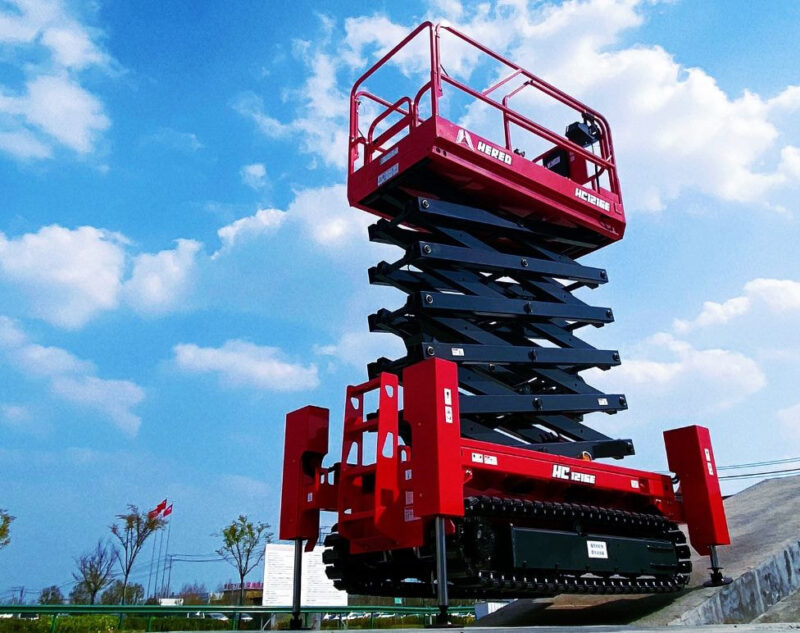 Xe nâng người cắt kéo 