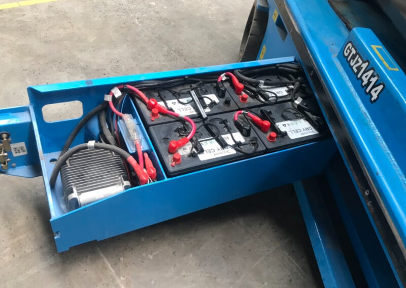 Những cách phục h ồi bình ắc quy giúp giảm rác thải ra ngoài môi trường 