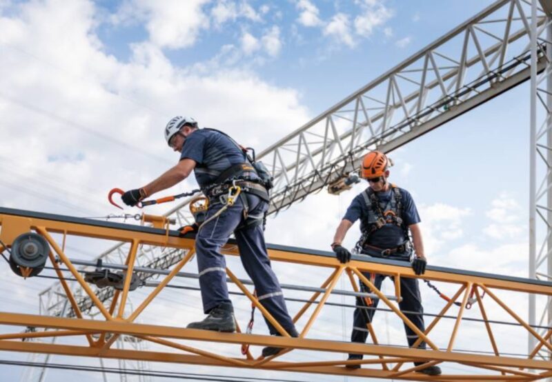 Cách thắt dây an toàn khi làm việc trên cao đúng kỹ thuật 5 Quy trình thắt dây an toàn cần thực hiện theo từng bước