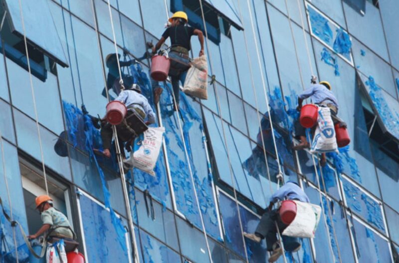 Cần sử dụng các thiết bị an toàn và cần được kiểm tra định kỳ 