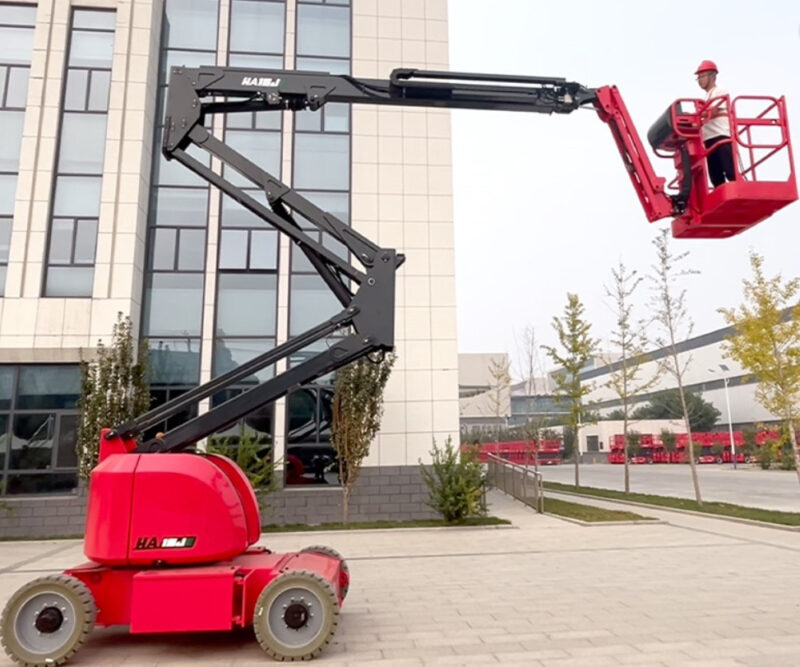 Xe có tải trọng nâng lớn thường có nhiều yêu cầu kiểm định phức tạp và mức chi phí có thể cao hơn 