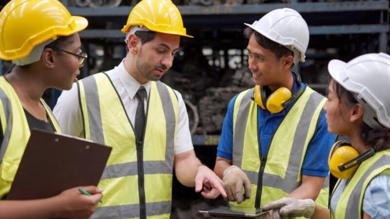 Lập JSA làm việc trên cao giúp người lao động tăng cường nhận thức an toàn 