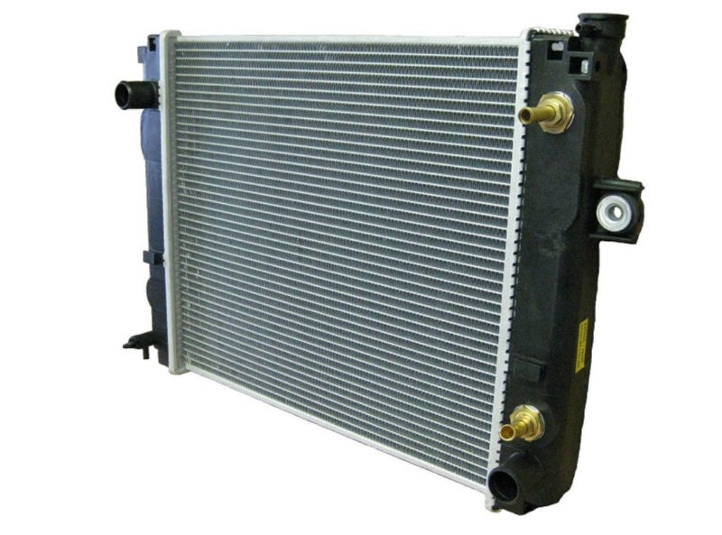 Một số dấu hiệu cho thấy két nước xe nâng gặp vấn đề 