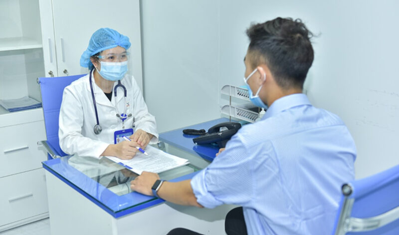 Một số lưu ý khi khám sức khỏe cho người làm việc trên cao 