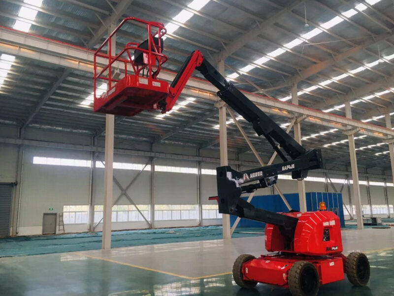 Một số quy định pháp luật về sử dụng xe nâng 
