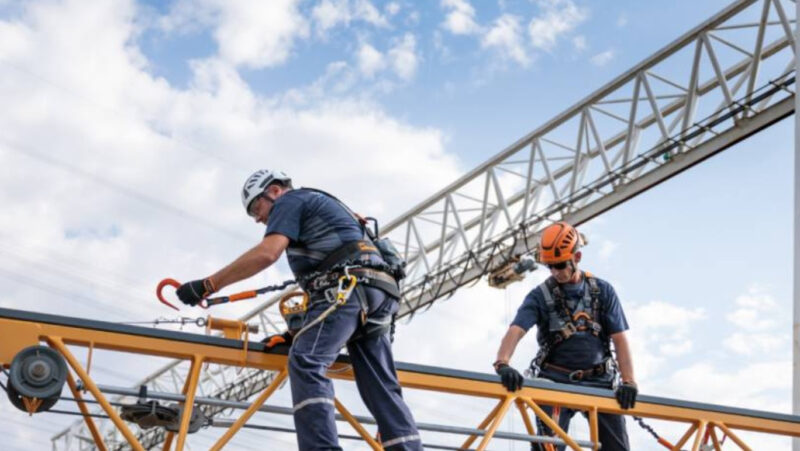 Hậu quả của vật rơi khi làm việc trên cao 