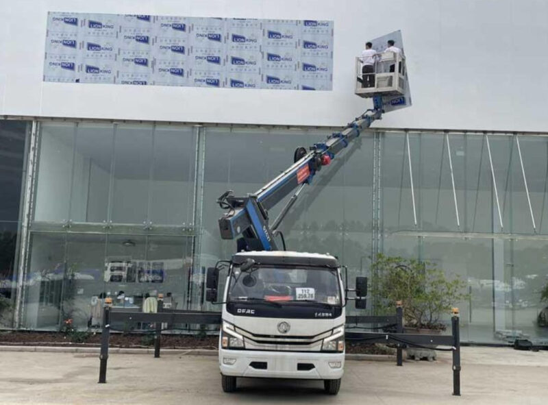 Cơ cấu nâng người của xe cẩu nâng người 