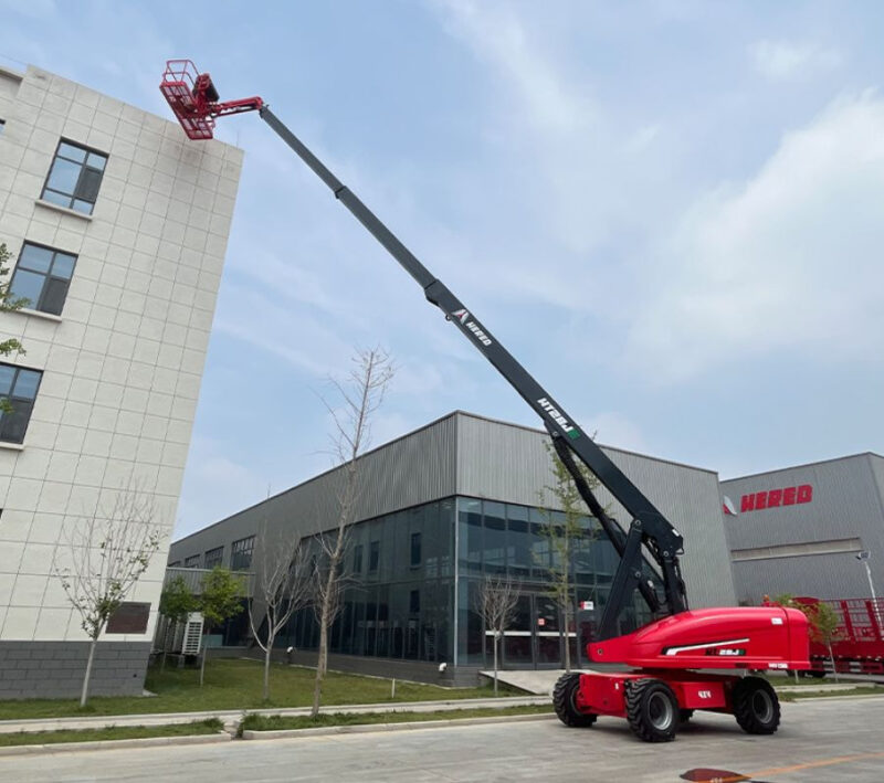 Xe nâng người boom lift có nhiều mức giá khác nhau 