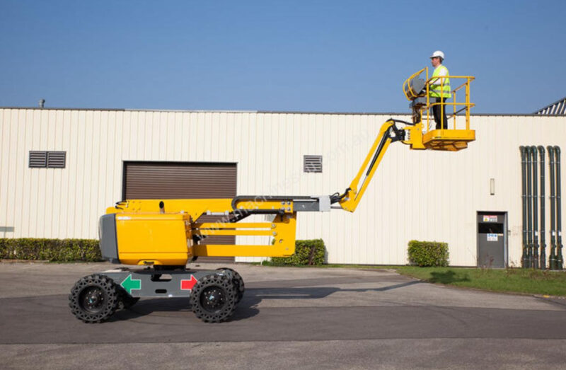 Xe nâng người boom lift 