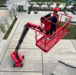 Xe nâng người tại thành phố Hồ Chí Minh